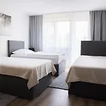 Appartement T&k Near Messe Fair Trade Duesseldorf Und Airport 2a Duisbourg