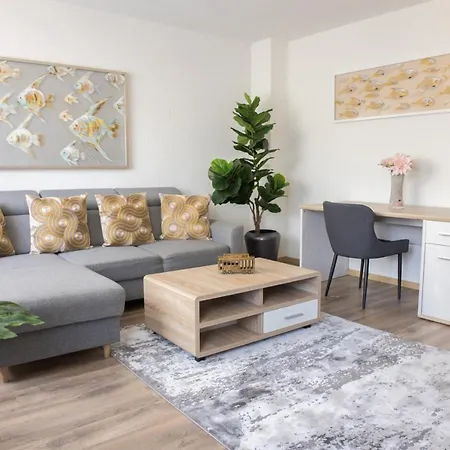 Apartment T&k Near Messe Fair Trade Duesseldorf Und Airport 2a